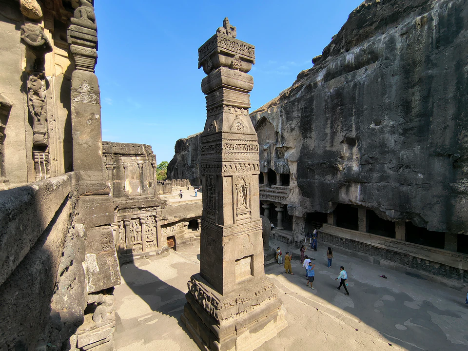 The pillar at Kailasa temple