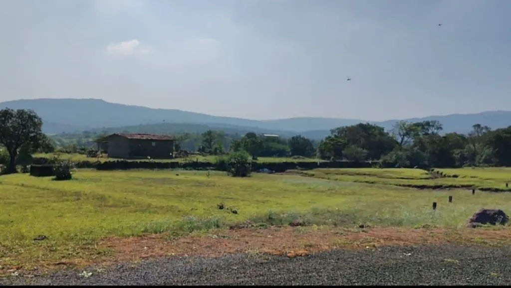 Farms and Barns in Ratnagiri
