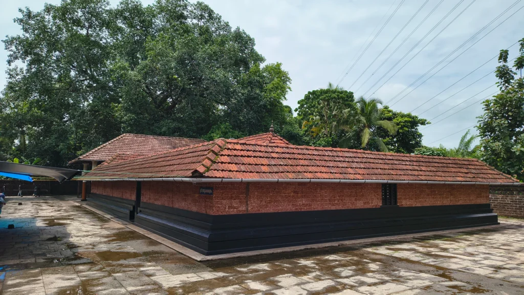 Peralassery temple