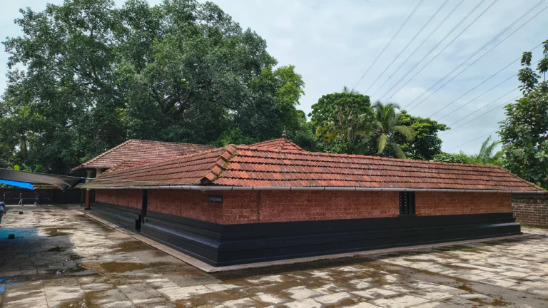Peralassery temple