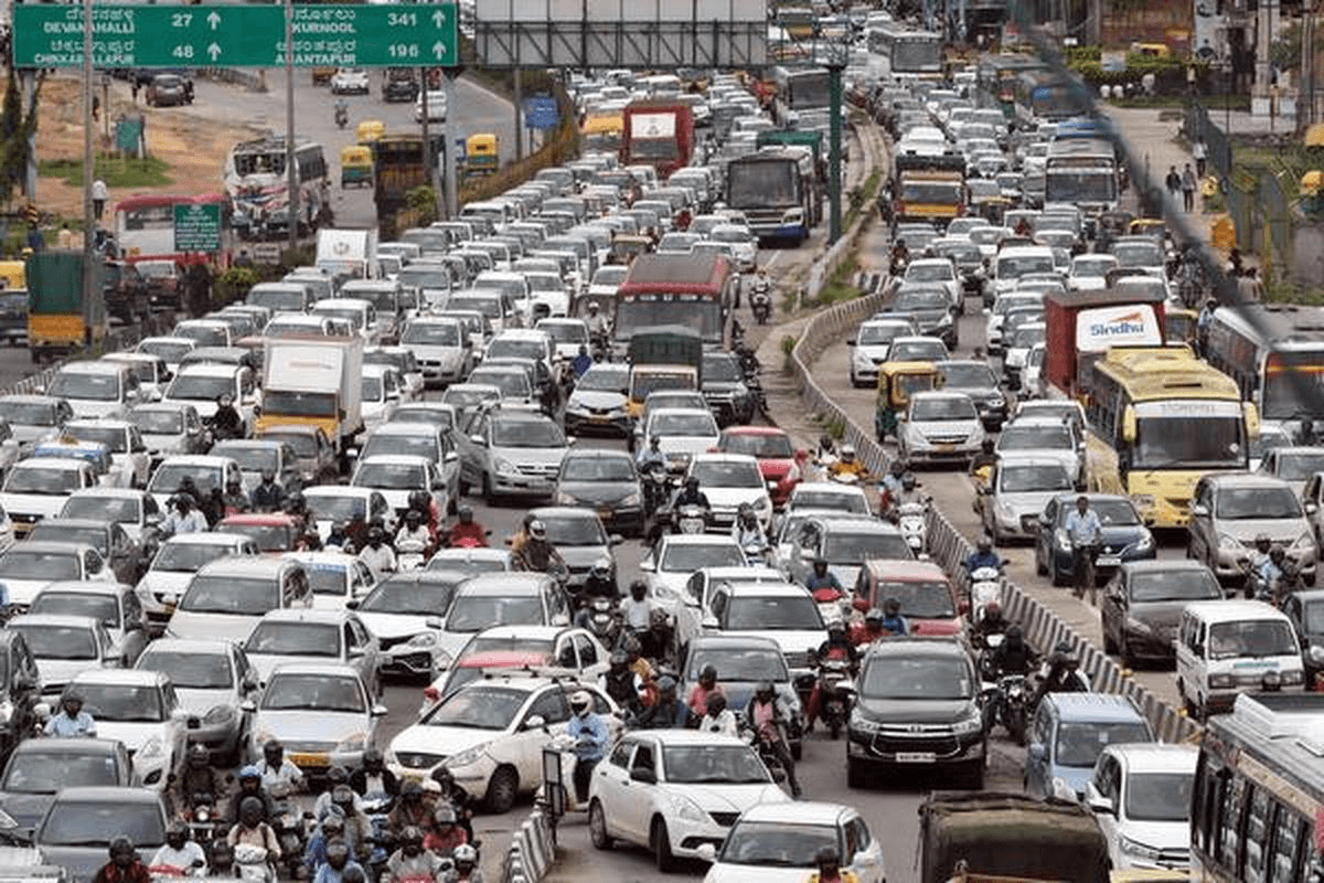 The urban Prison traffic jam